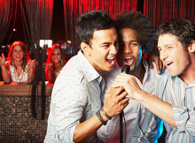 音痴でもカラオケで盛り上がる曲をまとめてみた